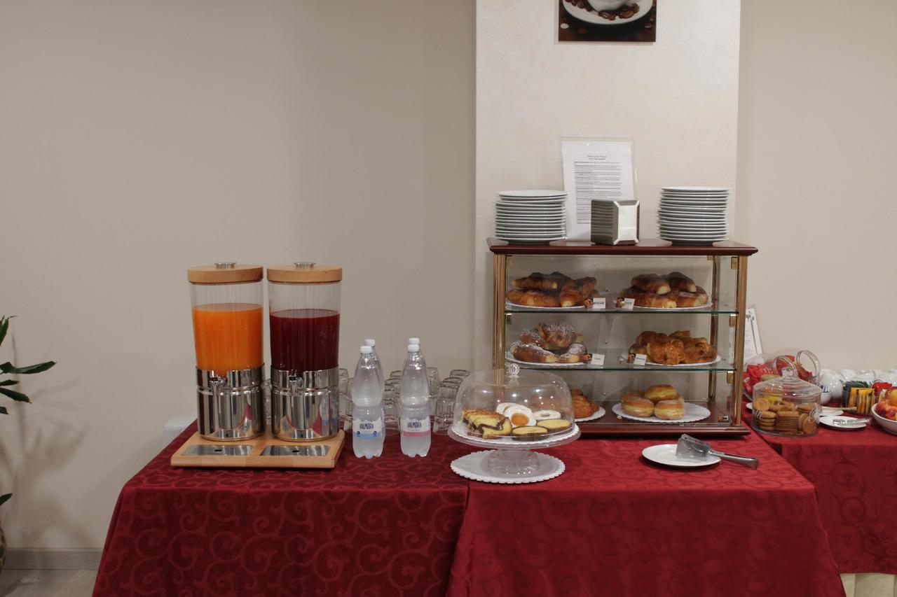 Hotel Europa Biella Extérieur photo