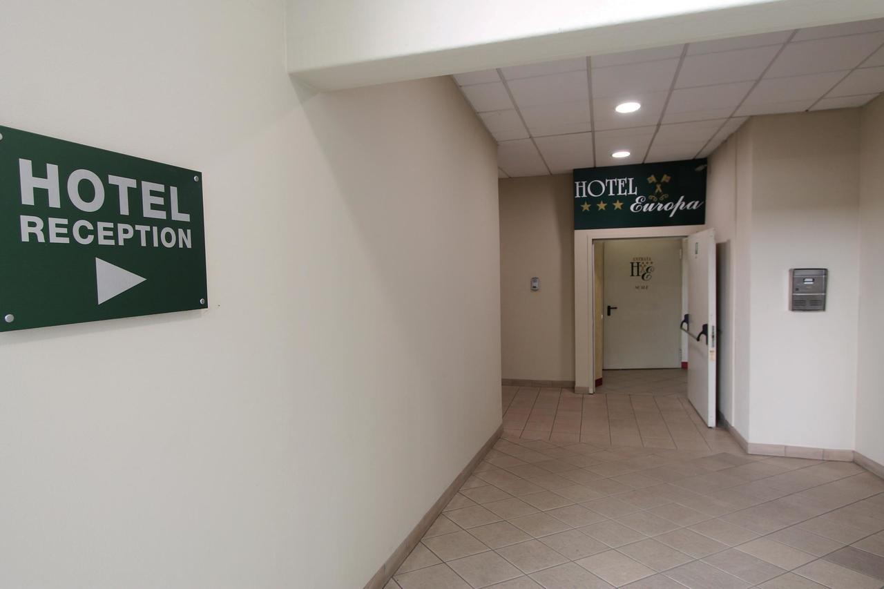 Hotel Europa Biella Extérieur photo