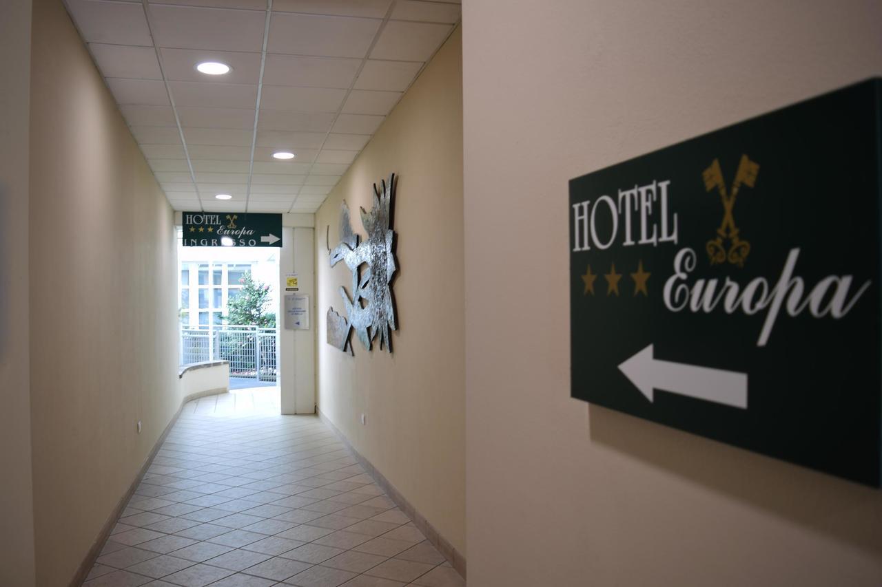 Hotel Europa Biella Extérieur photo